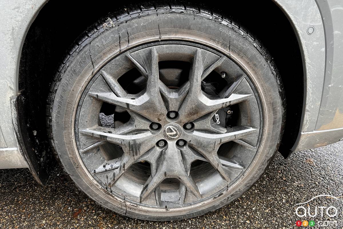 Lexus TX 500h 2026, roue