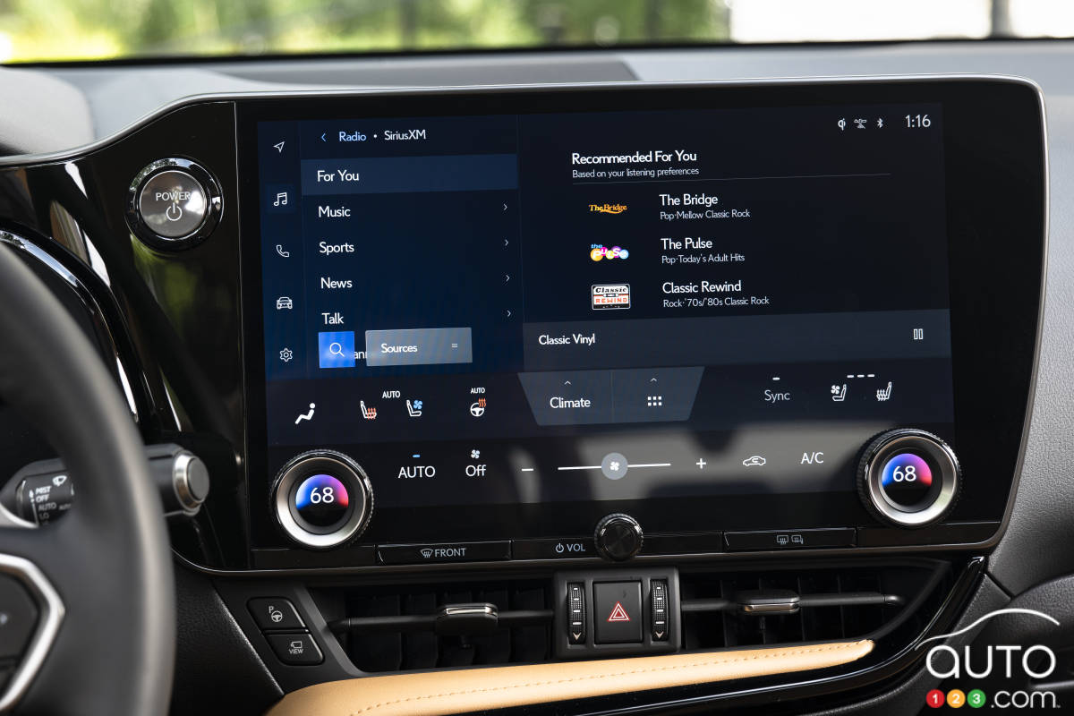 Lexus NX 2022, écran multimédia