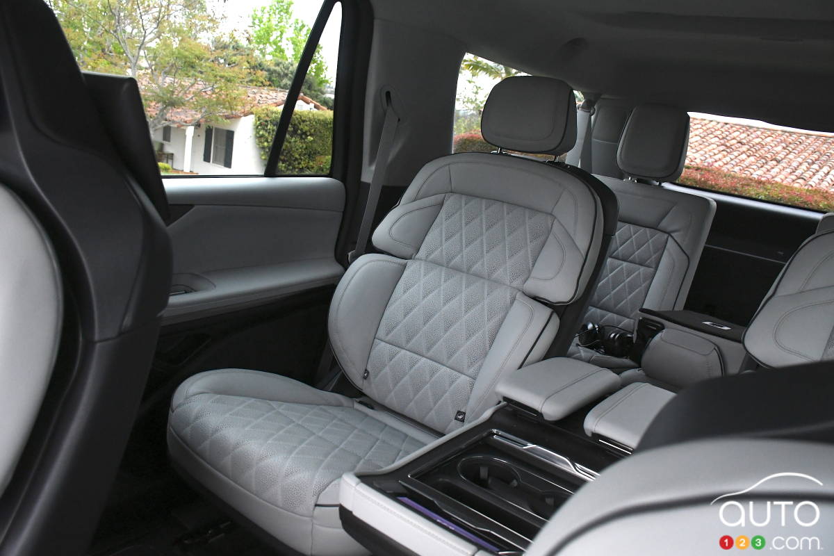 Lincoln Navigator 2025, sièges