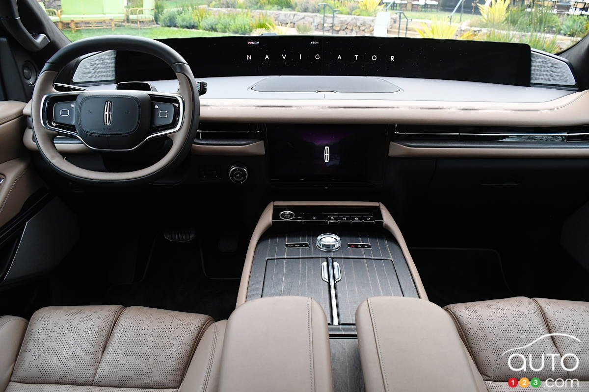 Lincoln Navigator 2025, intérieur