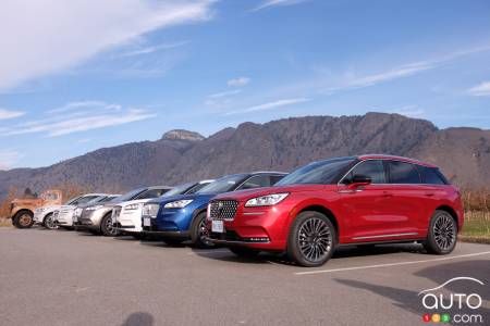 Lincoln Corsais in a row