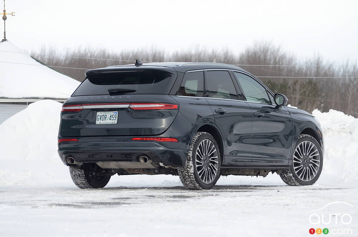 Lincoln Corsair PHEV 2022, trois quarts arrière