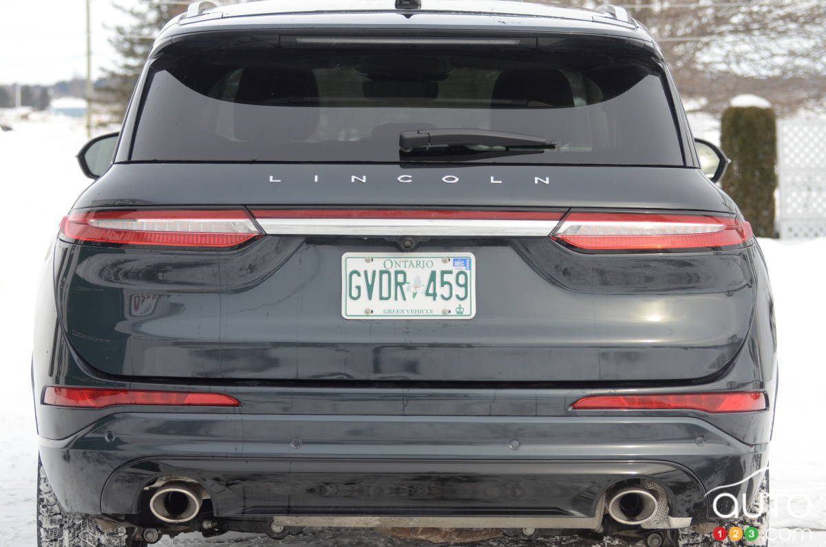 Lincoln Corsair PHEV 2022, arrière