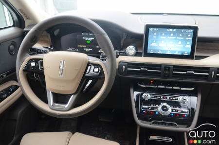 Lincoln Corsair PHEV, interior
