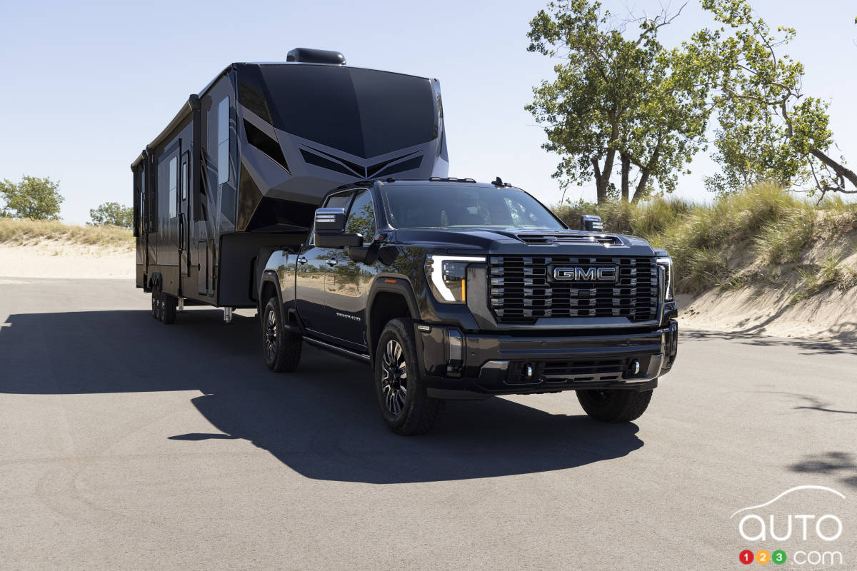 Avec le Denali Ultimate GMC Sierra HD 2024 dévoilement on repousse