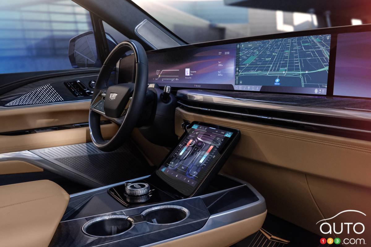Cadillac Escalade IQ 2025, tableau de bord