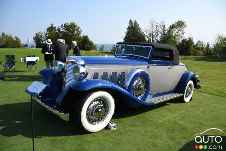 Une Marmon Sixteen 1932, à Cobble Beach