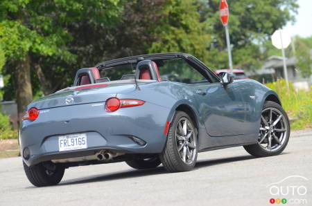 2021 Mazda MX-5, three-quarters rear