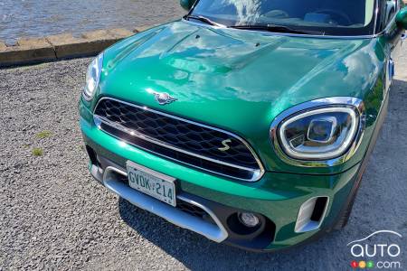 Mini Cooper SE Countryman 2022 - Capot, phares