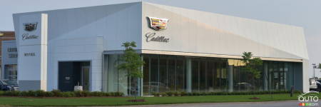 Montreal Canada April 2020 Cadillac Dealership Logo Writing, 52% OFF