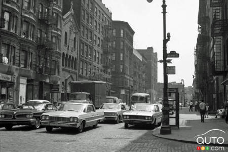 Intersection of Mulberry and Broome Streets, 1964