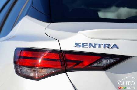 2021 Nissan Sentra SR manual, taillight