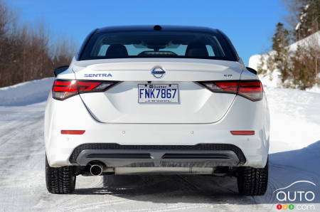 2021 Nissan Sentra SR manual, rear