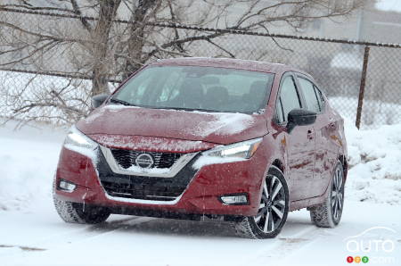 2021 Nissan Versa, front