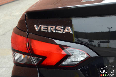 Badging of 2023 Nissan Versa