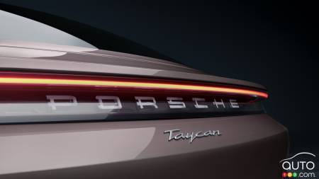 Porsche Taycan 2021 à propulsion, écusson