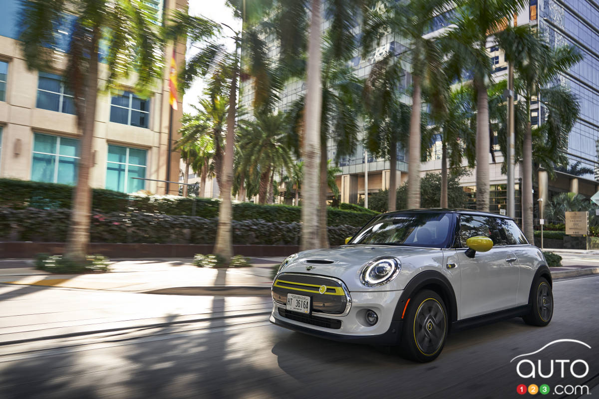 MINI Cooper SE 2020, trois quarts avant