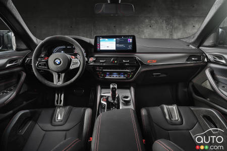 2022 BMW M5 CS, interior