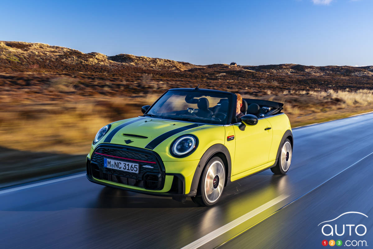 Mini Cooper Convertible 2022