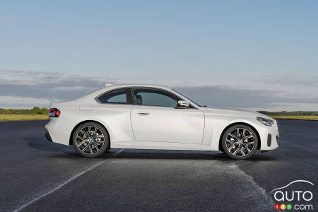 BMW Série 2 2022, profil