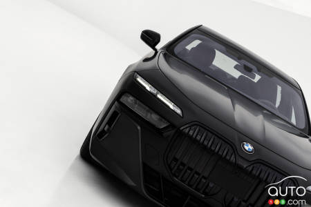 BMW i7