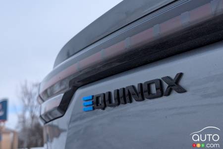 Chevrolet Equinox EV RS 2024, écusson