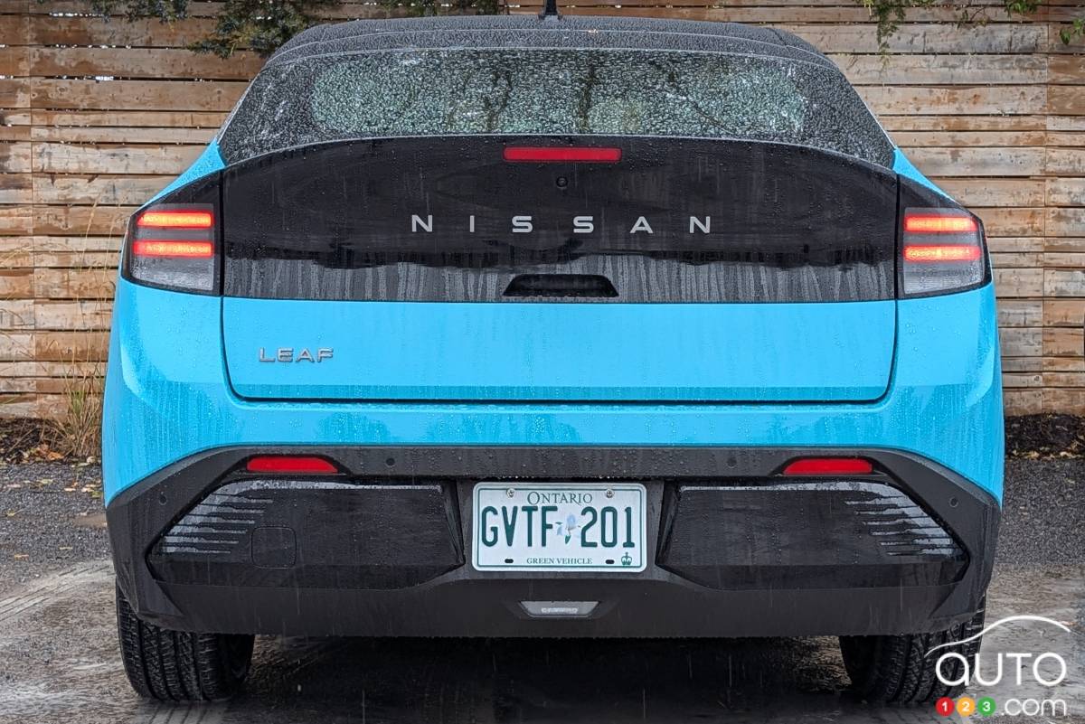 Nissan LEAF 2026, arrière