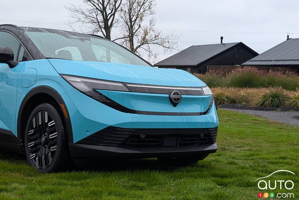 Nissan LEAF 2026, avant