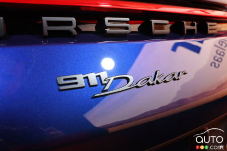 2023 Porsche 911 Dakar - Logo