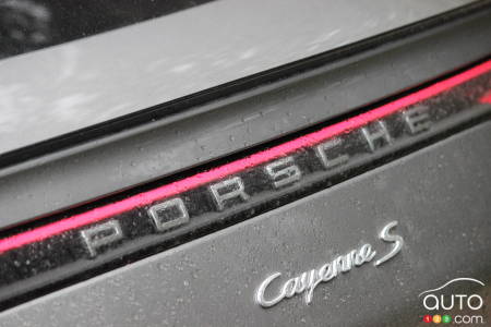 Porsche Cayenne - Logo