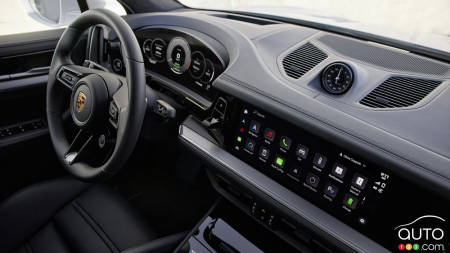 Interior of 2024 Porsche Cayenne Turbo E-Hybrid