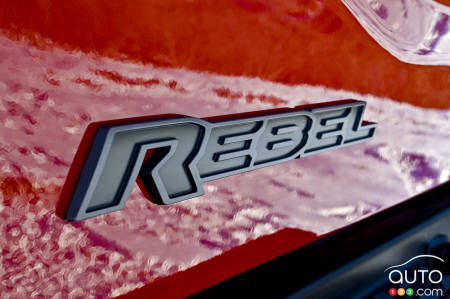 Ram 2500 Rebel 2023, écusson Rebel