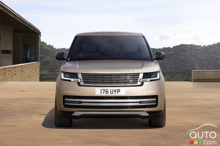 2022 Land Rover Range Rover, front