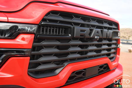 2025 Ram 2500 HD, front grille