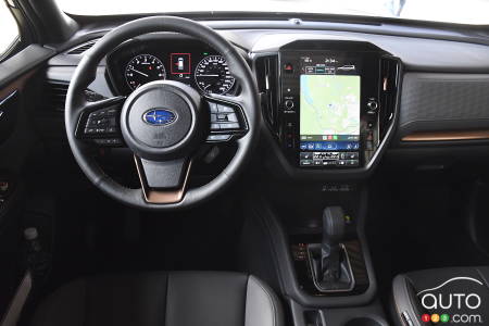 2025 Subaru Forester, steering wheel, dashboard