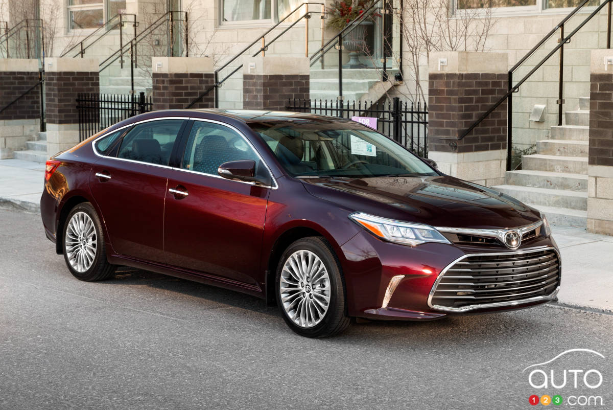 Toyota Avalon 2016