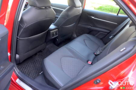 Toyota Camry hybride, deuxième rangée