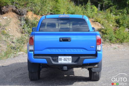 2020 Toyota Tacoma TRD Sport, rear