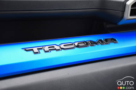 2024 Toyota Tacoma TRD, Tacoma badging