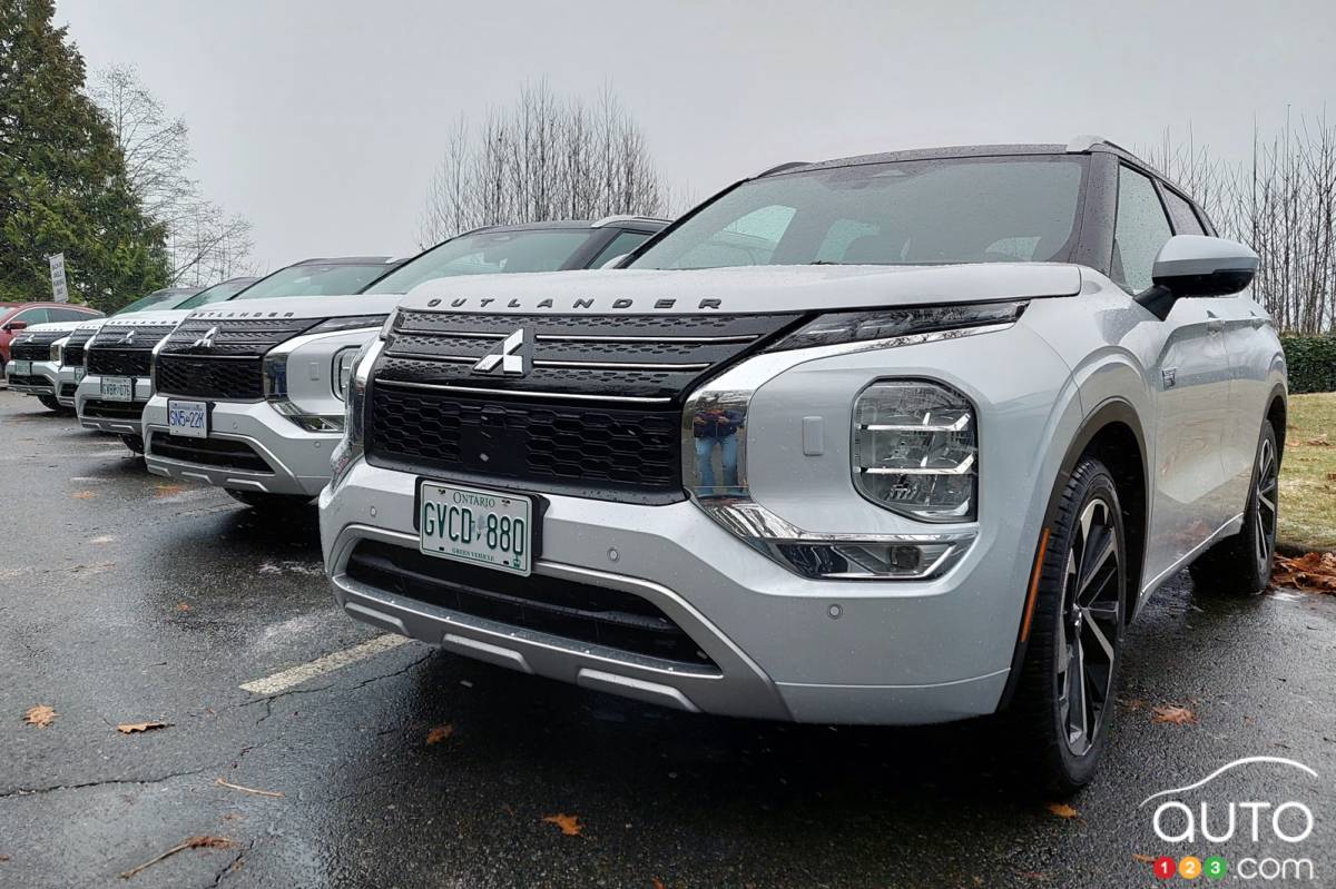 Des Mitsubishi Outlander PHEV, à Vancouver