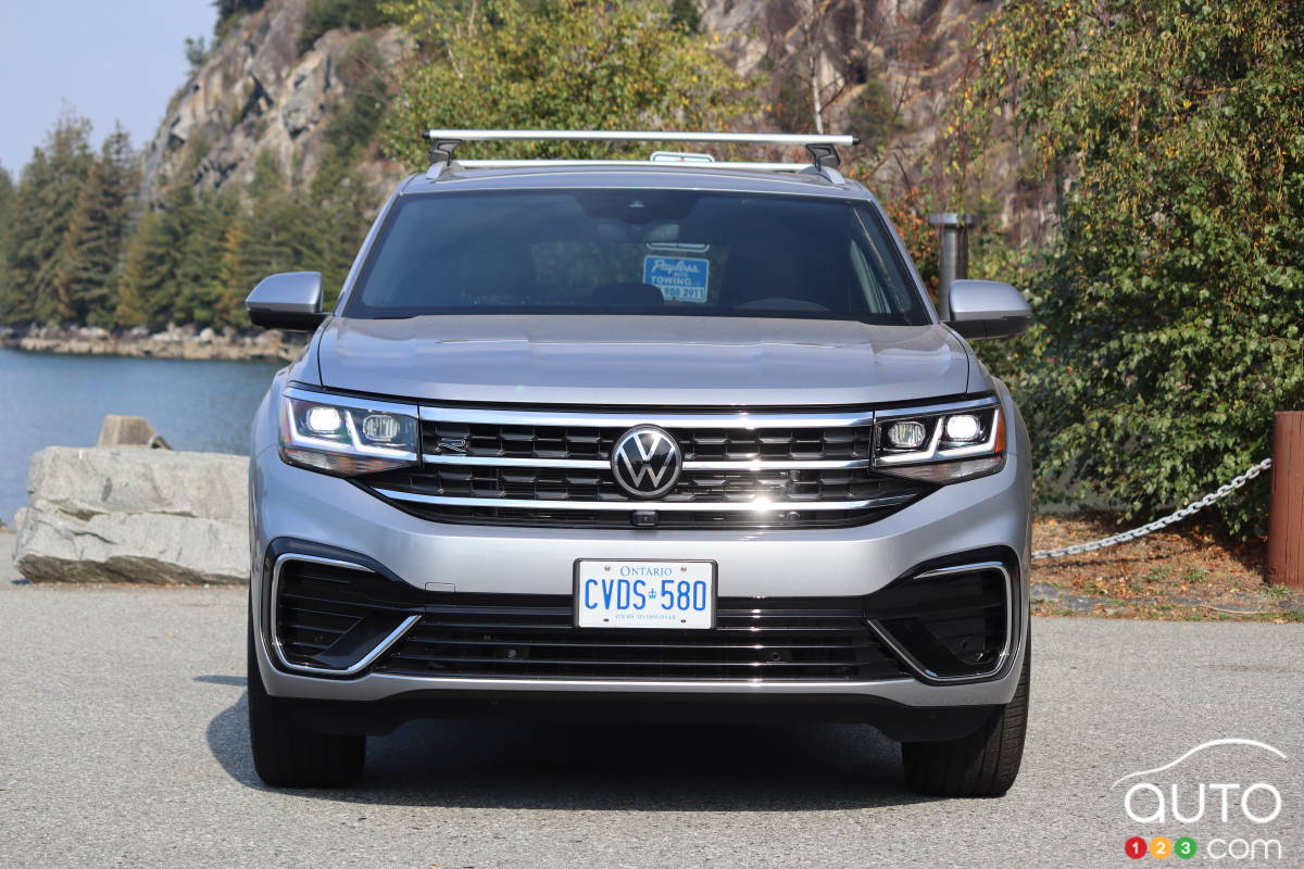 2023 Volkswagen Atlas Cross Sport review | Car Reviews | Auto123