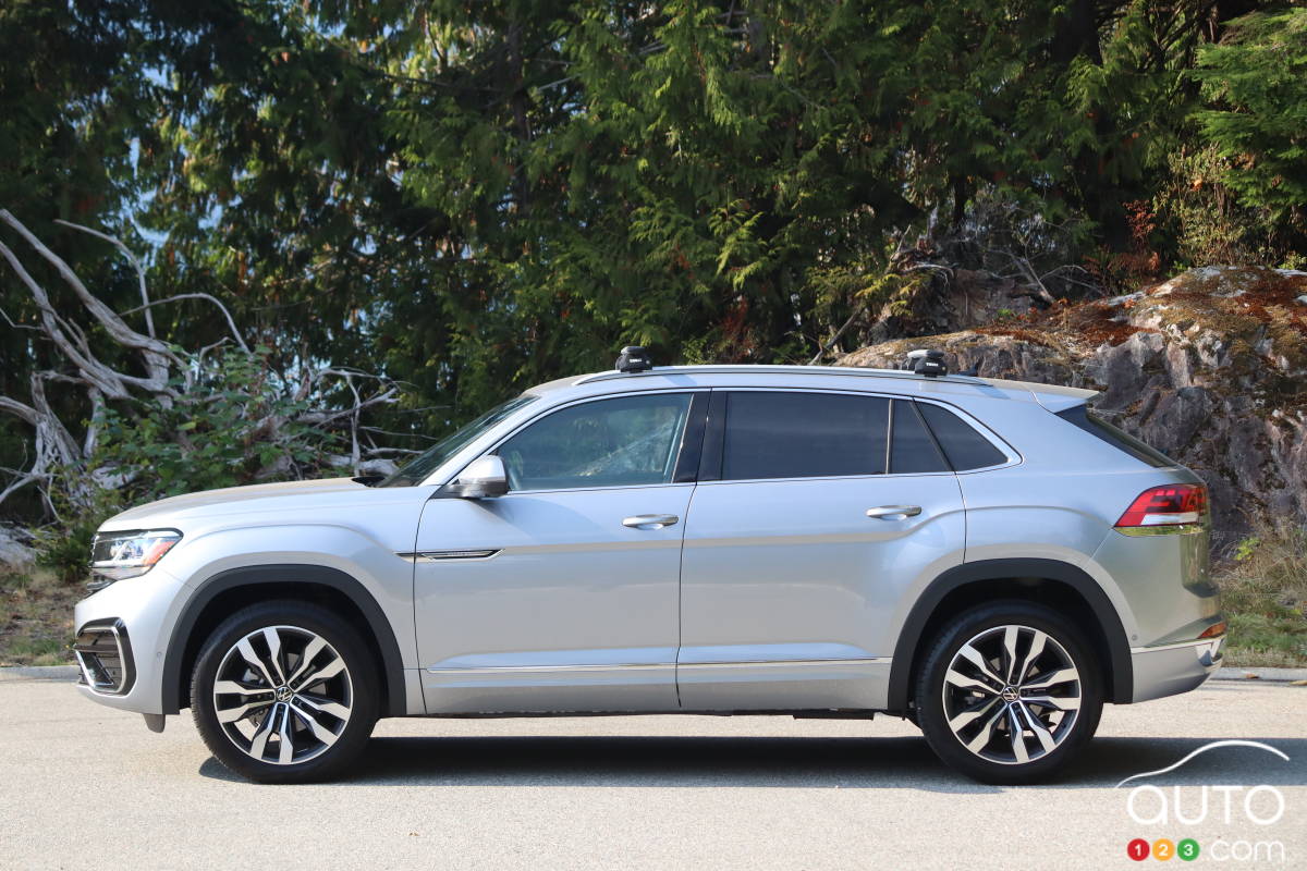 2023 Volkswagen Atlas Cross Sport review | Car Reviews | Auto123