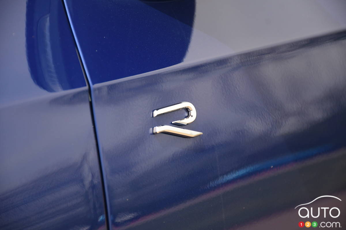 Volkswagen Golf R 2025, écusson R
