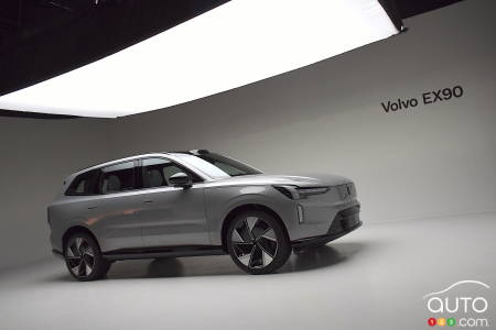 Volvo EX90 2024 - Profil