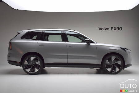 2025 Volvo EX90, profile