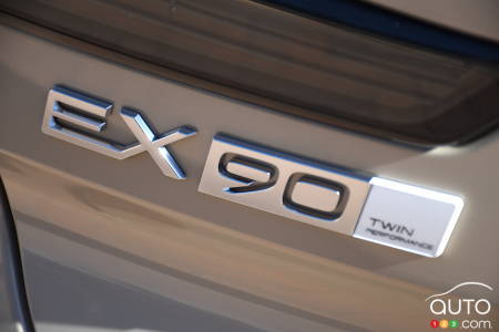 2025 Volvo EX90, badging