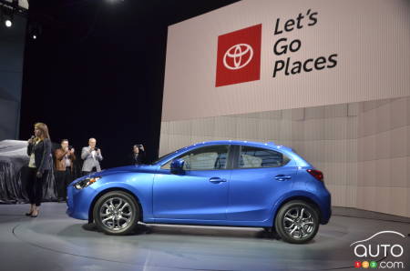 2020 Toyota Yaris, profile