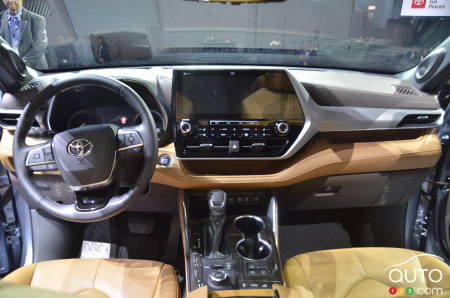 Toyota Highlander 2020, intérieur
