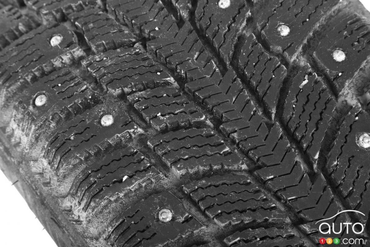 Winter tires: Calculating tire wear and preventing it
