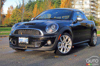 Research 2013
                  MINI Cooper Convertible pictures, prices and reviews